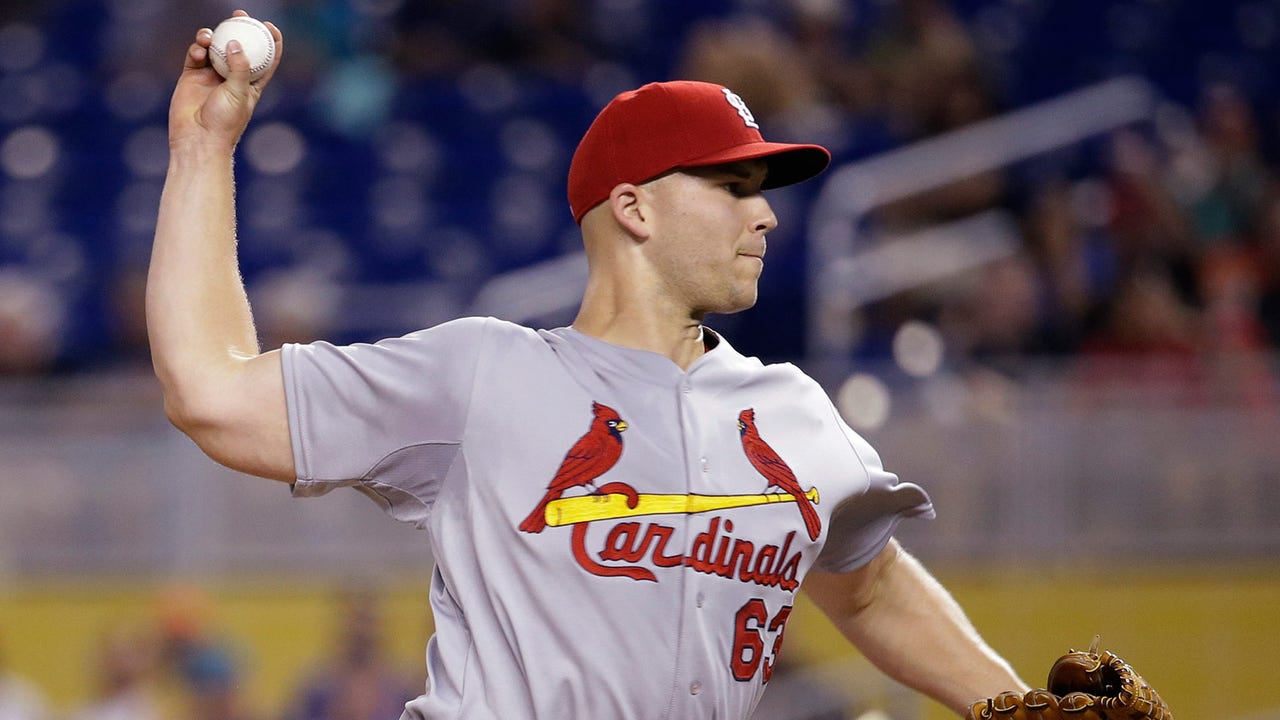 Masterson pitches Cardinals past Marlins, 5-2